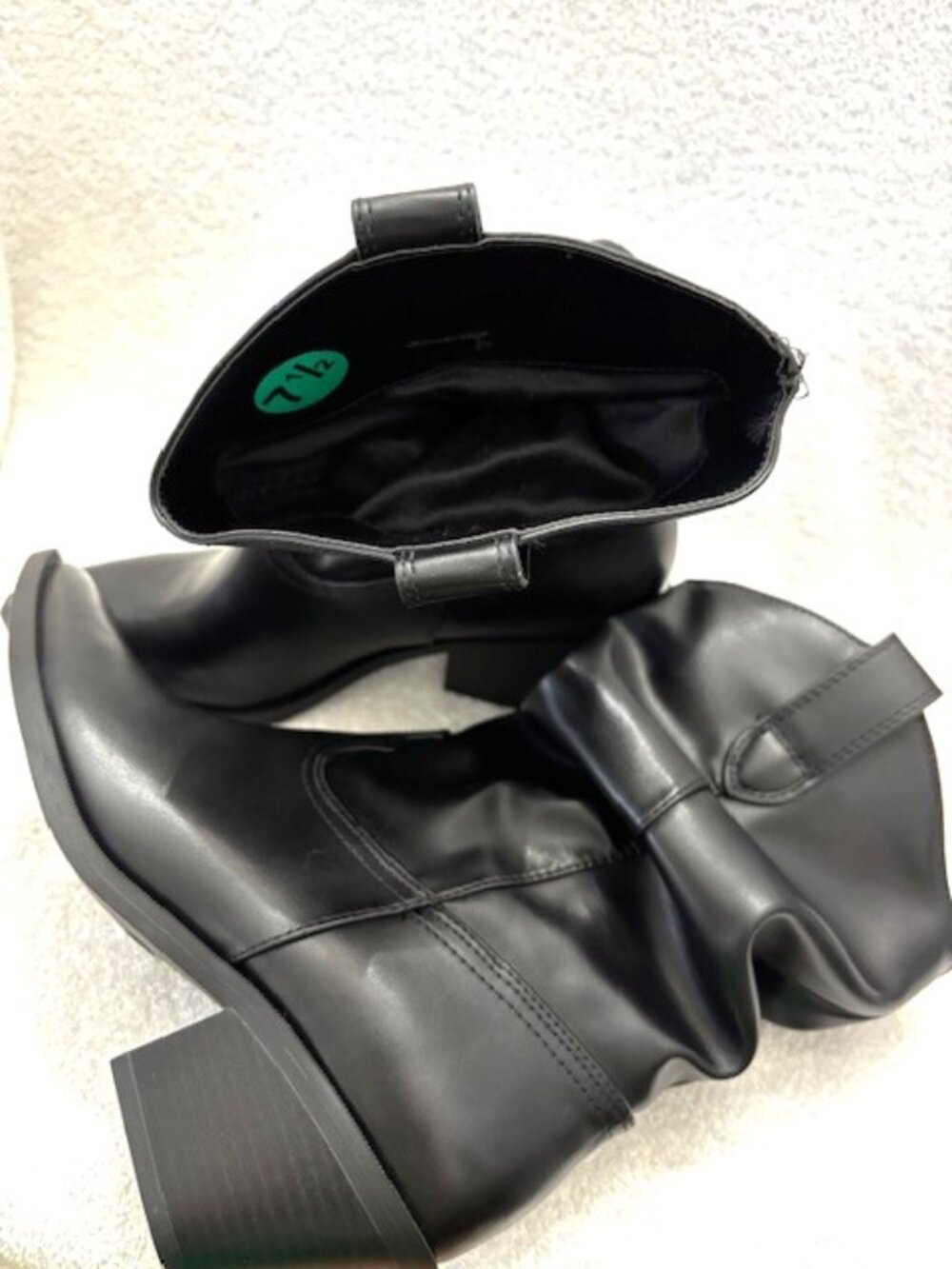 Soda brand slouchy ankle boots in a black western Size 7-1/2 - Picture 6 of 6
